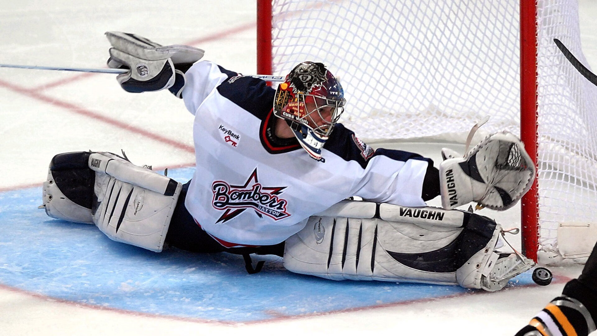 安德烈斯·特米尼奥和埃莉亚·卡纳莱斯在欧洲锦标赛中打破西班牙反曲弓混合团体纪录